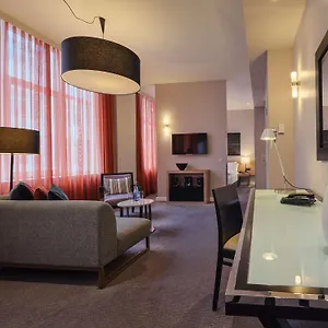 Adina Checkpoint Charlie 4* Berlin