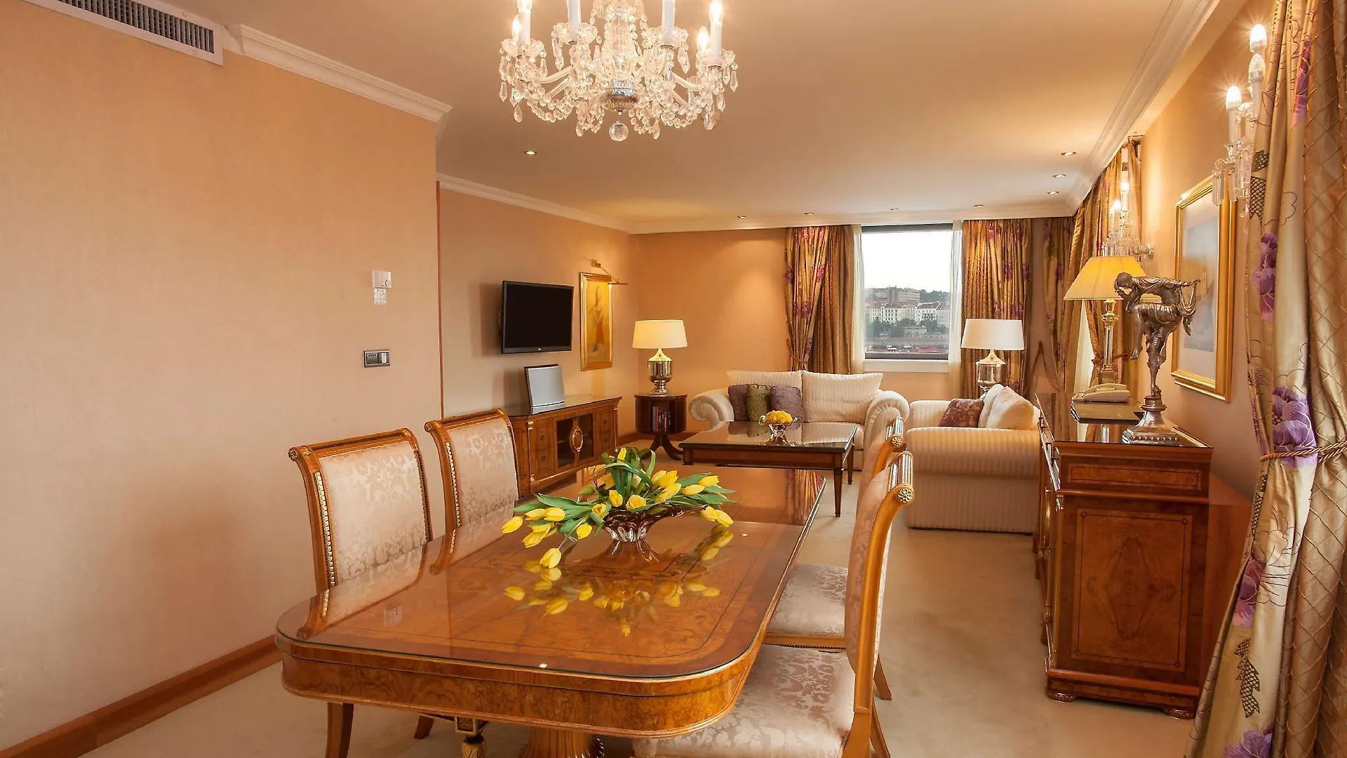 Hilton Prague Hotel 5*,